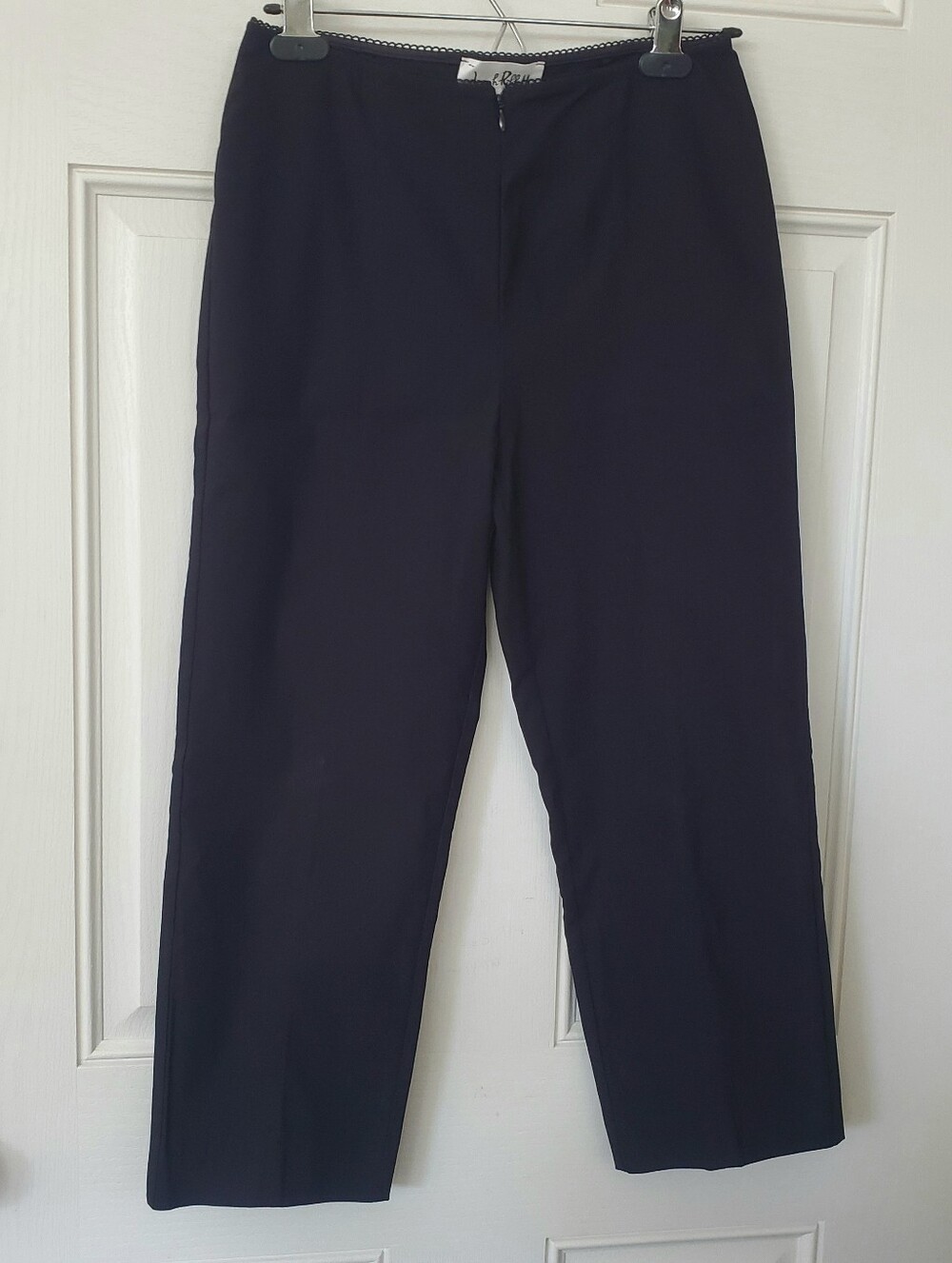 Joseph Ribkoff Cropped Straight-Leg Trouser Black Sleek Size 8 Office Day-Night
